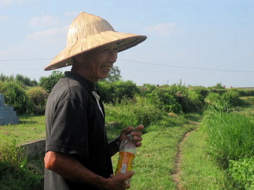 Thực hư “sốt” đất nghĩa trang ở Đường Lâm